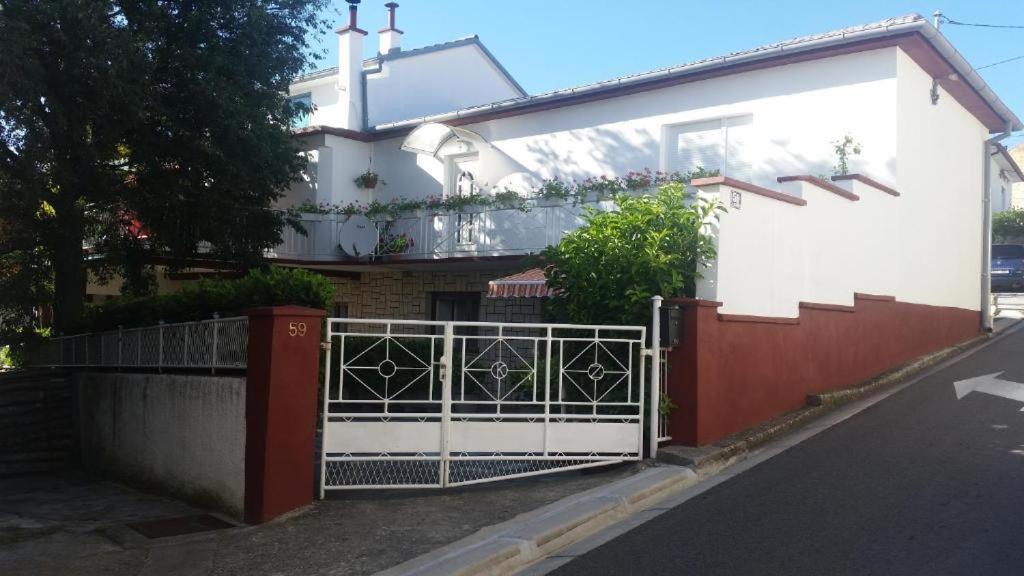 Apartment Dario Novi Vinodolski Exterior foto